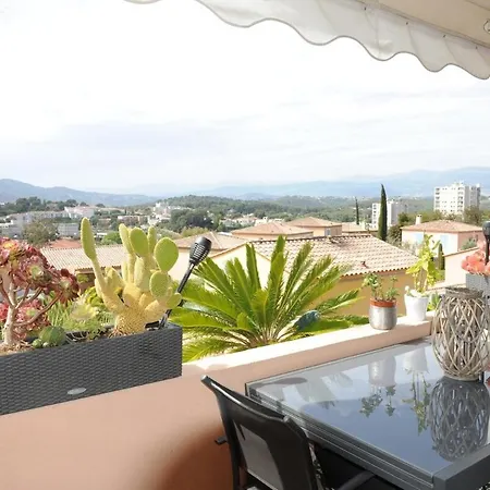 In Park With Pool Apartment