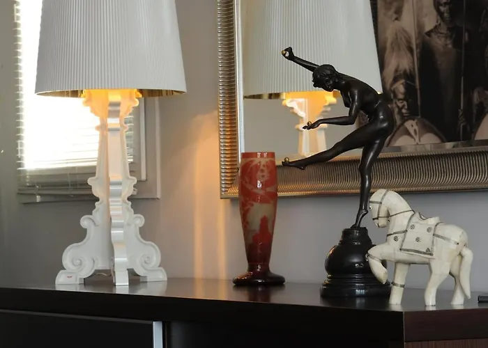 In Park With Pool * كان